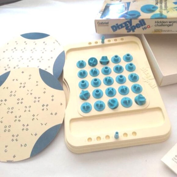 Dizzy Spell - Hi-Q Game by Gabriel 1978 Version Complete Set of this Hidden Word - Picture 9 of 10